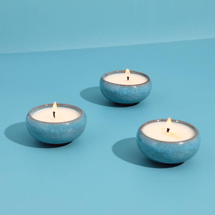 Zesty Lemons – wholesale Tea light candles – Contemporary Kiln Sky Blue Tea Lights - Amber & Bergamot4