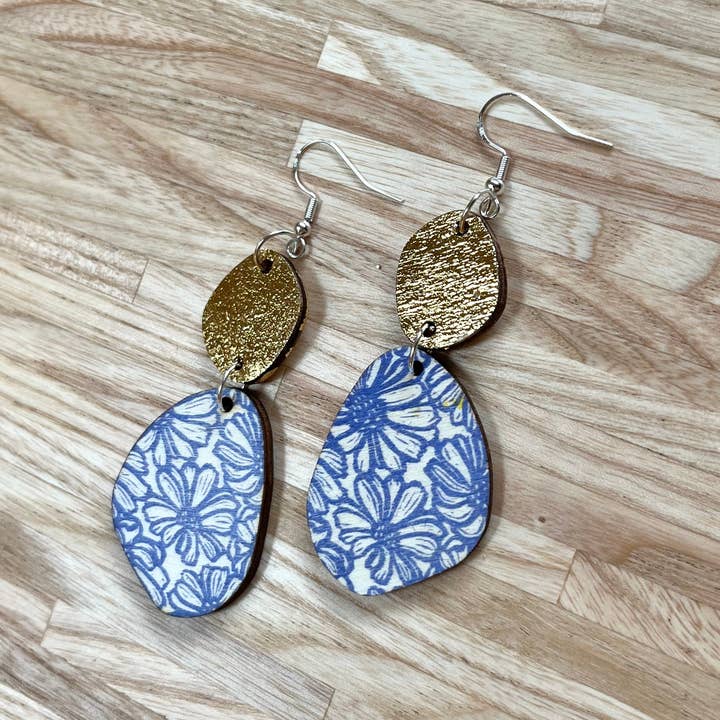 Beth Lewis Art – wholesale Dangle earrings – New Colourful Wooden Earrings19
