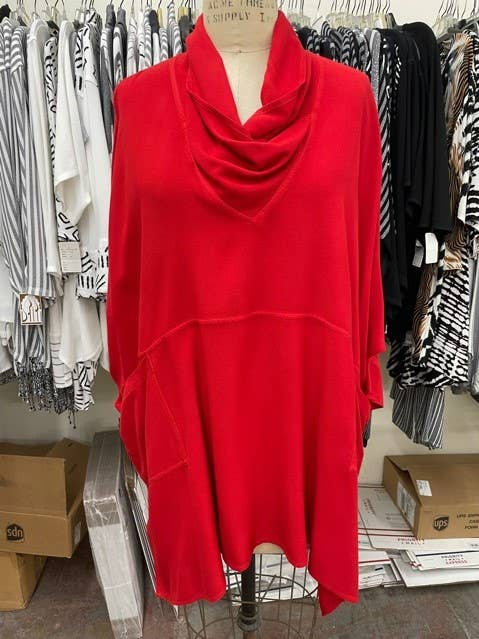 DAIRI – wholesale Tunic – Women’s – 2126 Cow Neck Red0