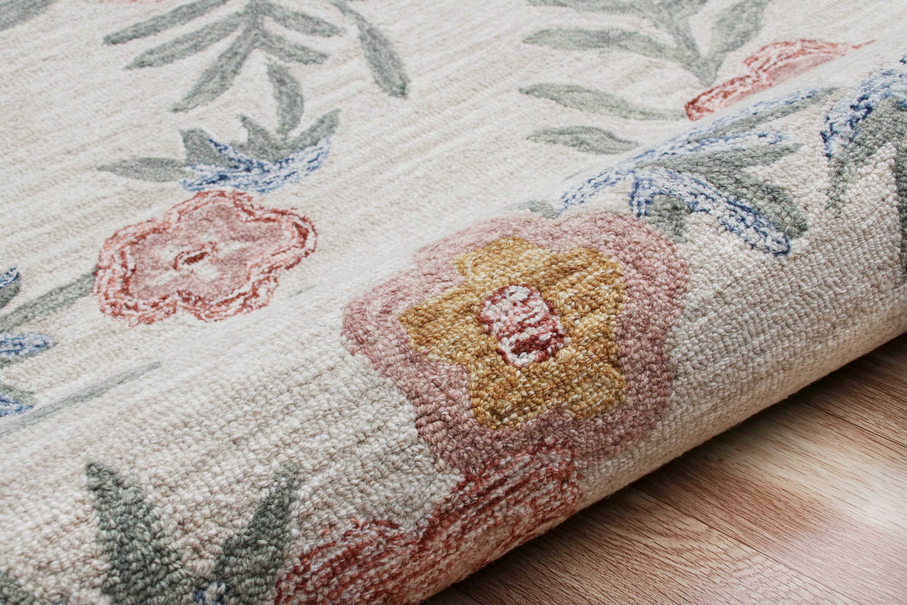 LR Home - Wholesale Area Rug - Raelyn Vintage Floral Hand-Tufted Wool Round Indoor Area Rug57