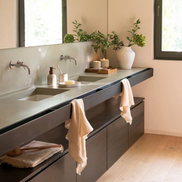 Andrea House - Wholesale Soap Dispenser - Textured bathroom dispenser3