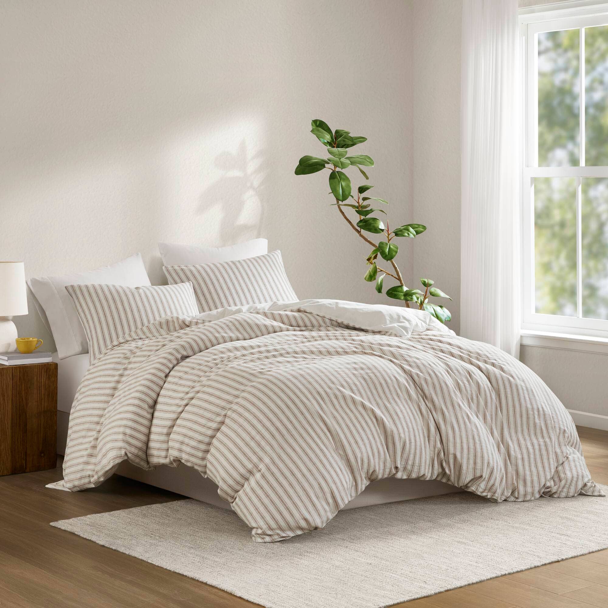 Olliix - Wholesale Bedding Set - 3 Piece Yarn-Dyed Stripes All-Seasons Duvet Set, Tan1