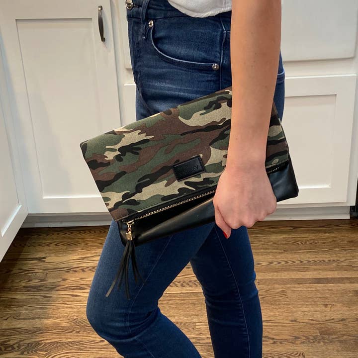 Funky Monkey Fashion - Wholesale Wristlet - $3.97 Closeout Fold Over-Camo & Black w Red