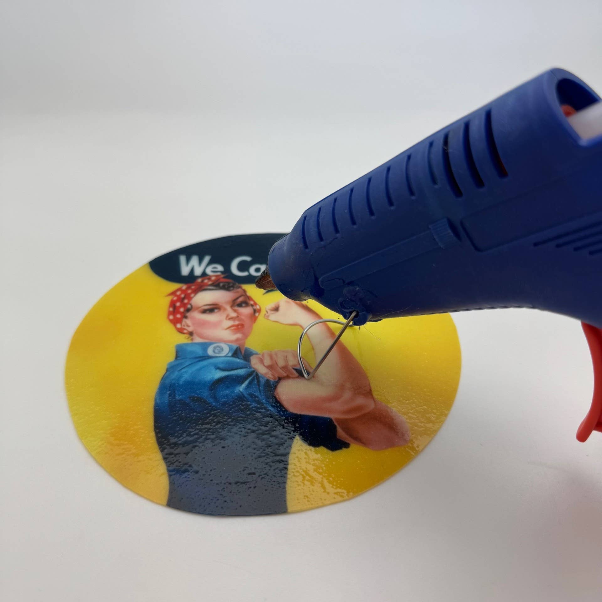 Andreas - Wholesale Jar Opener - Rosie the Riveter5