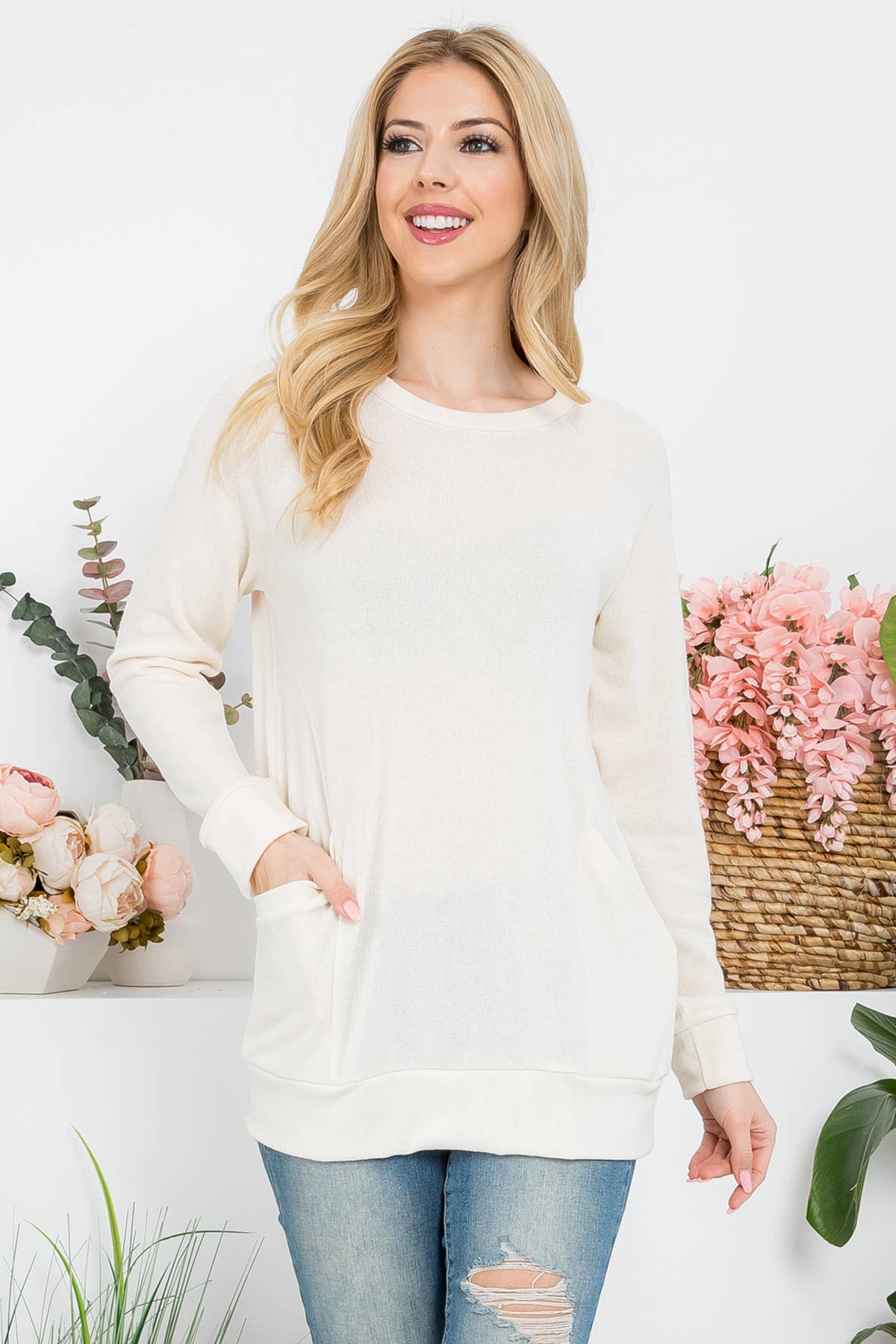 You & Me - Vente Haut en maille – femme - HAUT À MANCHES LONGUES EN TRICOT EN V YMT20078V2