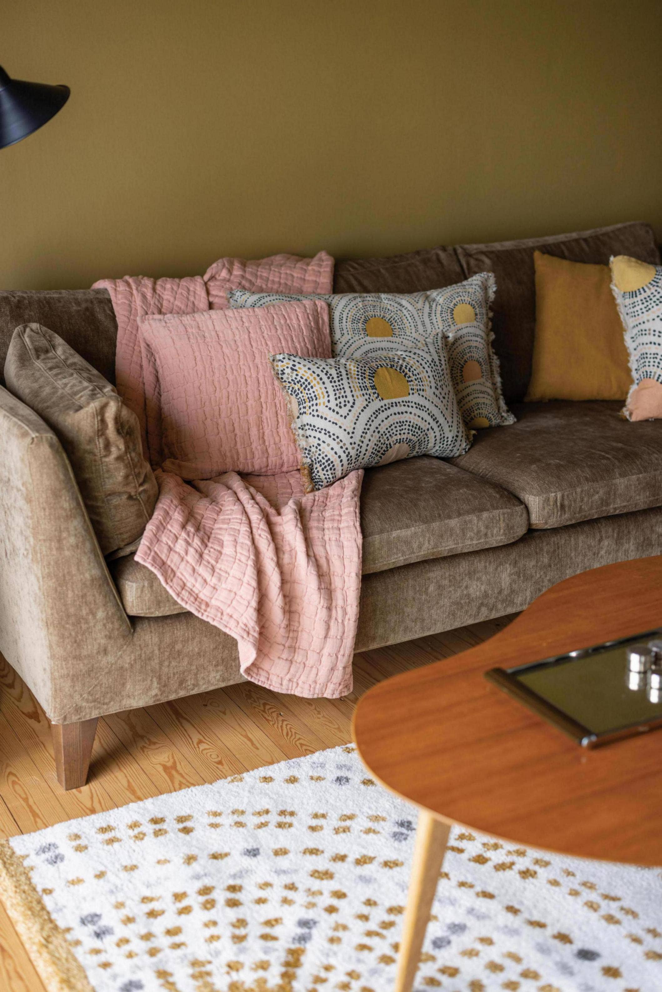 Maison Vivaraise & La Cerise sur le Gâteau – Edredão por atacado – Colcha Swami Clay 240 X 2602