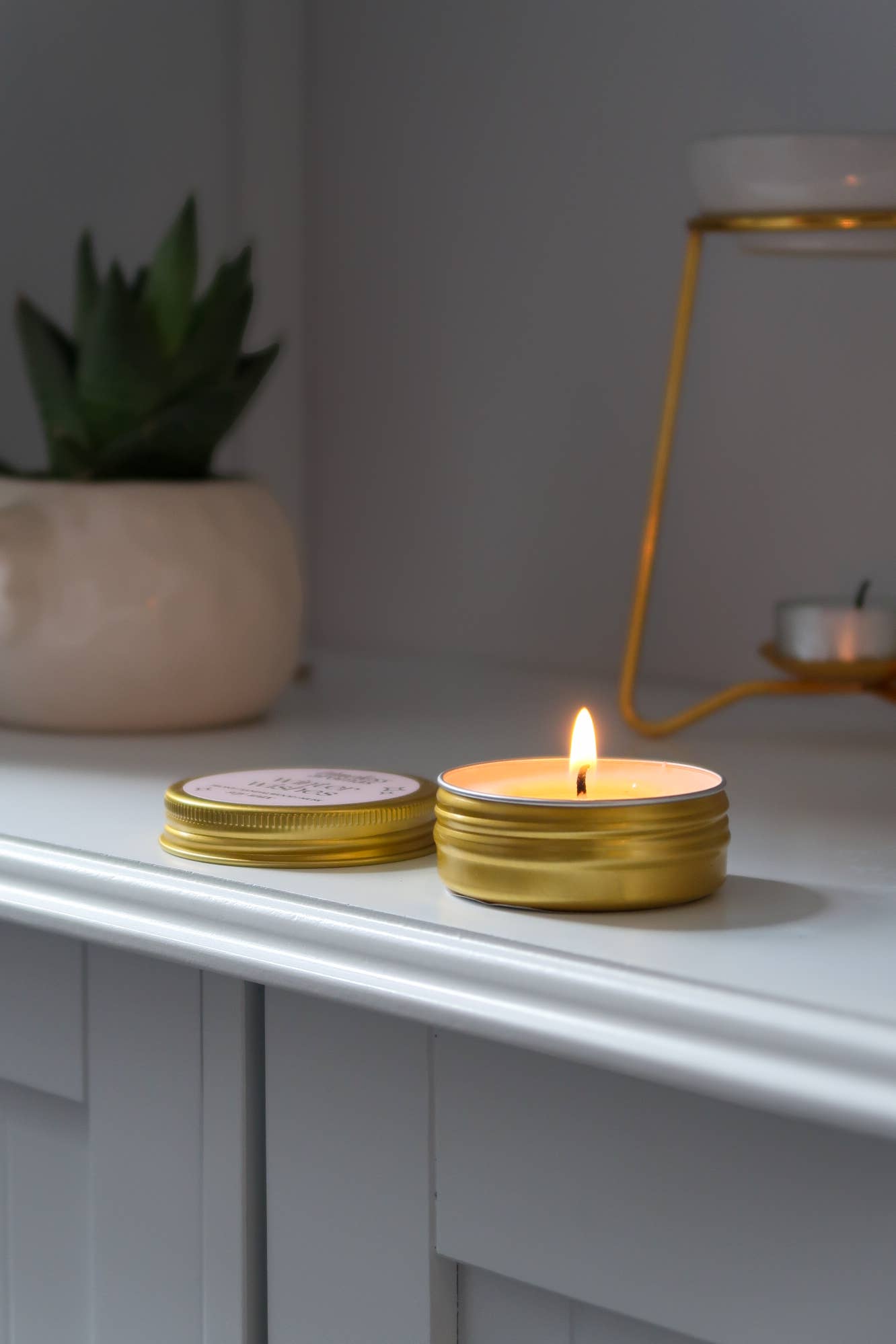 Timeless Aromas Ltd - Wholesale Reiskaarsen - Goud Blik 30g Soja Kaars | Blanco Etiket | Eigen Etiket