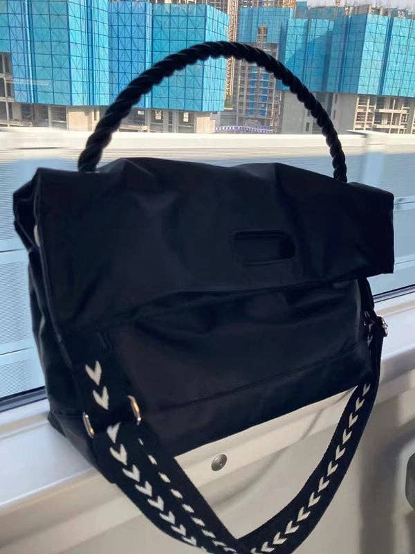 NEGRO Bolsos clásicos de color liso Accesorios Bolsos bandoleras de venta al por mayor en Faire5