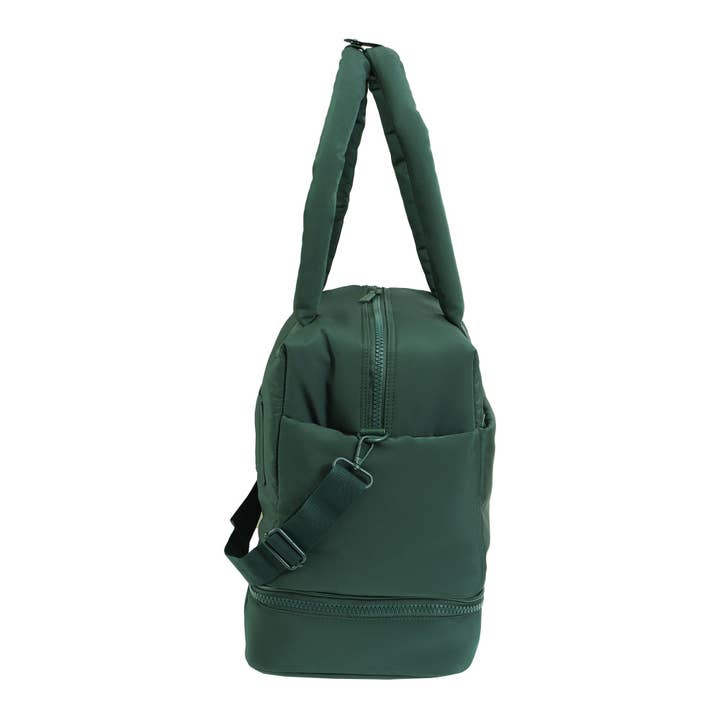 Magid - Wholesale Weekender Bag - Women's - Joan & David 18 Inch High Density Sport Nylon Drop Bottom Duffel Bag29