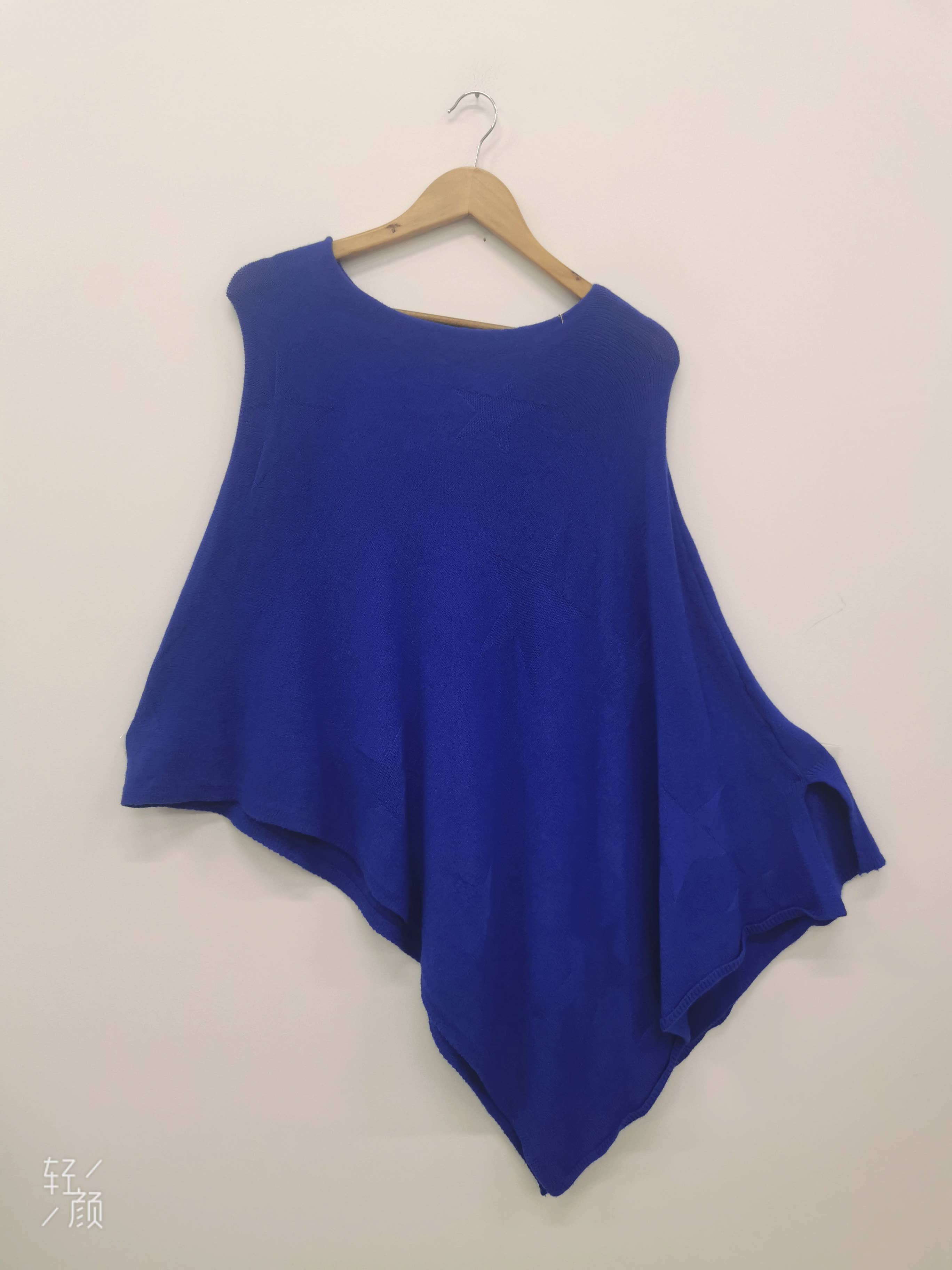 ORNELLA PARIS - Wholesale Poncho - Women's - LEL-P0076 'star' poncho21