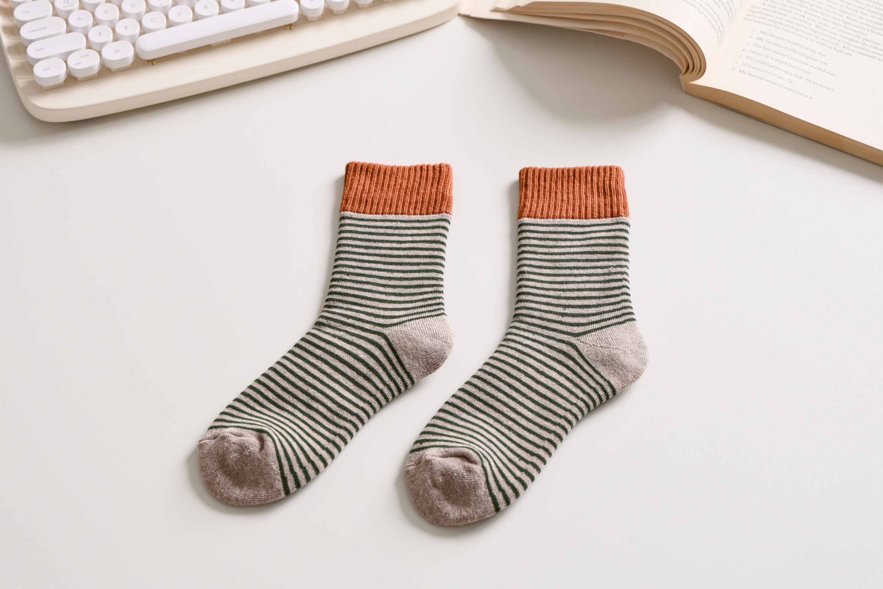 Happy Knits - Vente Chaussettes – femme - Chaussettes rayées en coton pour femmes - Douces, respirantes et élégantes2