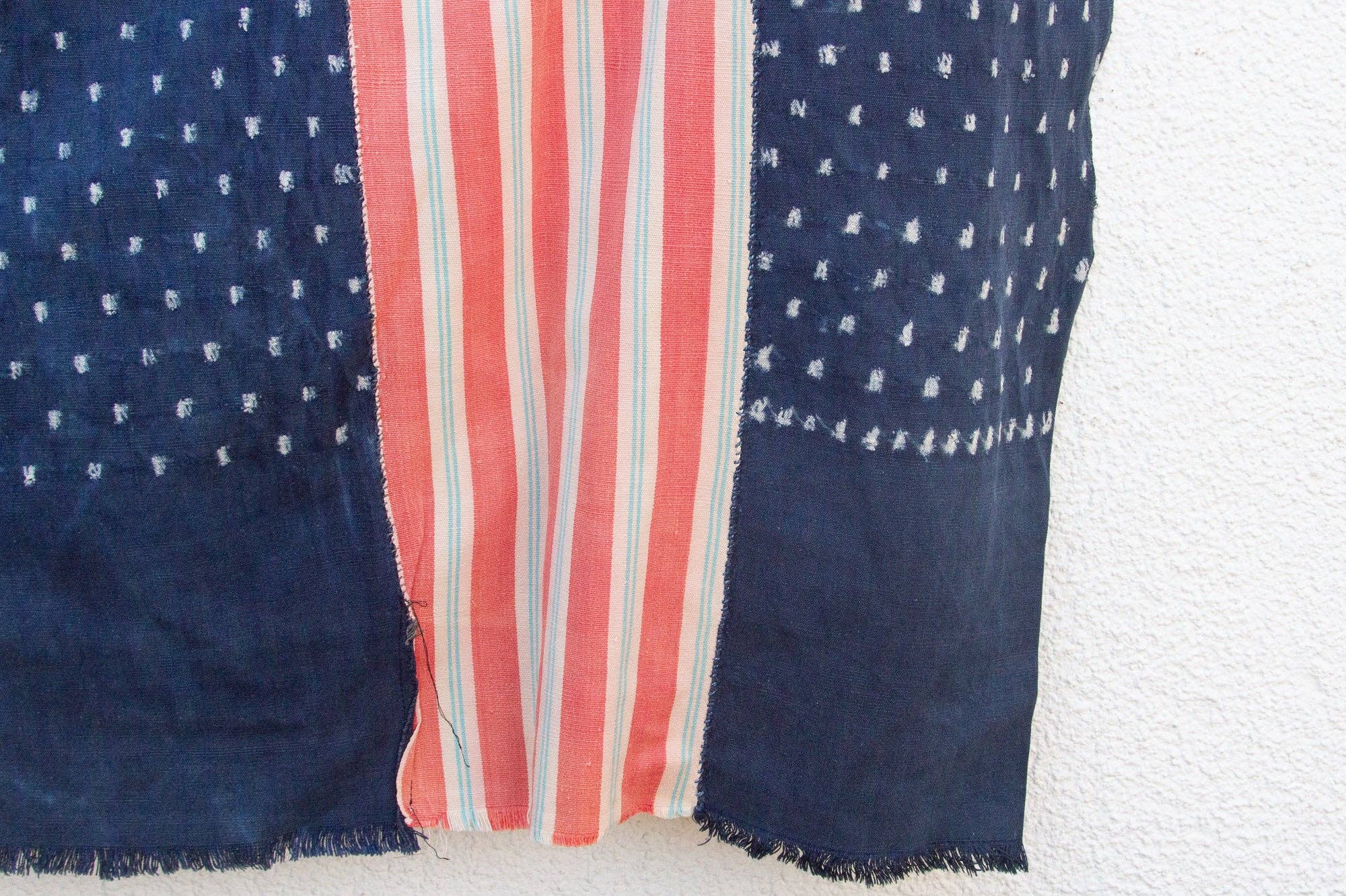 De-cor - Wholesale Tapestry/textile - Indigo & Red Striped Mud Cloth2