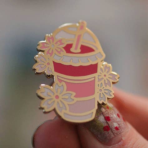 Sakura – Épingle Émaillée Boba Bliss pour la vente par Kabujiro