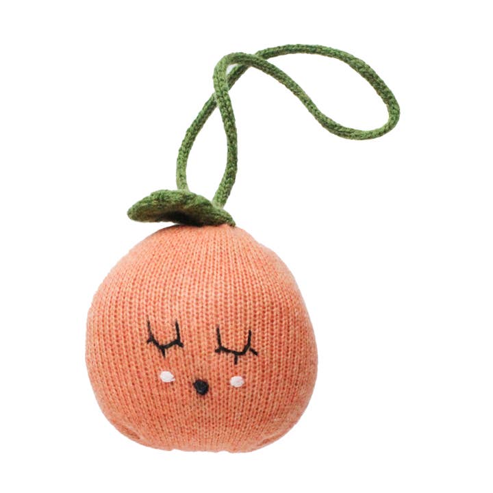 Hanging clementine rattle toy for wholesale by Sootie Limetree
