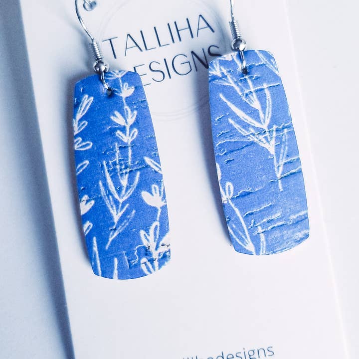 Talliha Designs - Venta al por mayor Pendientes colgantes - Pendientes colgantes con barra de cuero genuino de sauce azul