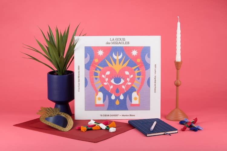 La Cour des Miracles - Wholesale Embroidery/Cross Stitch Supplies - Canvas Kit - Open Heart