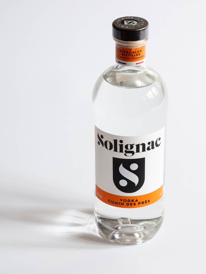SOLIGNAC VODKA COMINO DE LOS PRADOS para venta al por mayor de SOLIGNAC