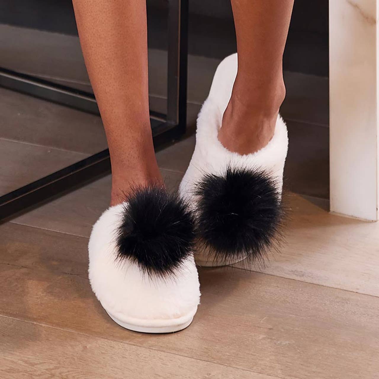 Bella Sleep + Spa - Wholesale Slippers - Women's - Plush Slippers - Ivory with Black Pom Pom3