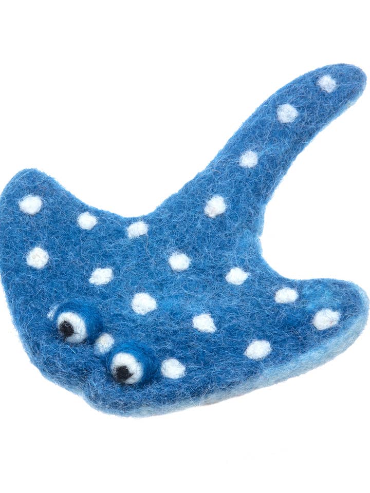 Stingray Finger Puppet for wholesale by Silk Road Bazaar