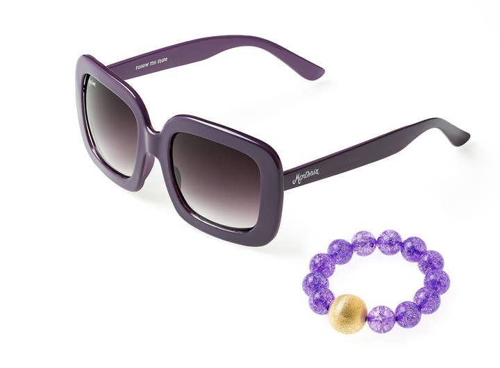 Women's sunglasses and natural stone bracelets in set for wholesale by Mentirosa
