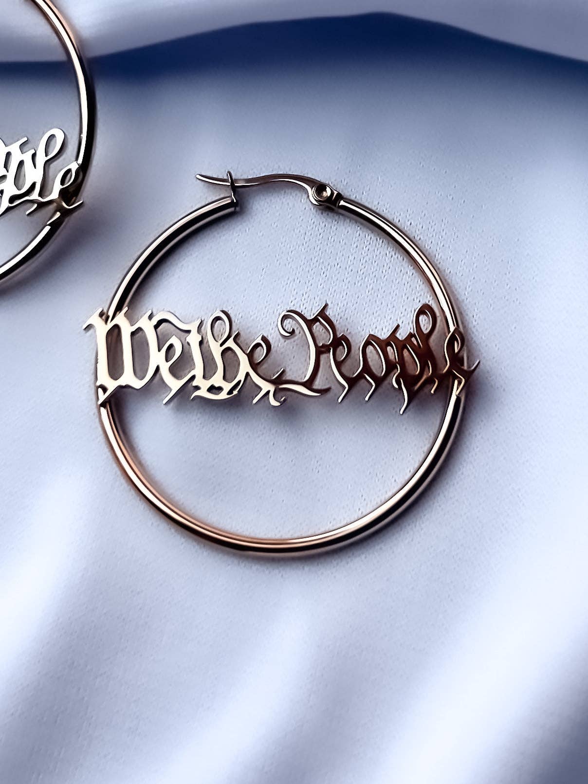 Armed In Style – Großhandel Hoops – We The People Hoops1