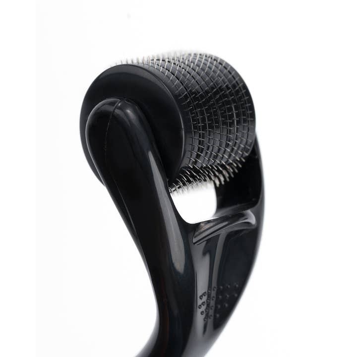 Soinvogue - Wholesale Face/Beauty Roller - Brushworks Micro Needle Derma Roller - 0.75mm
3