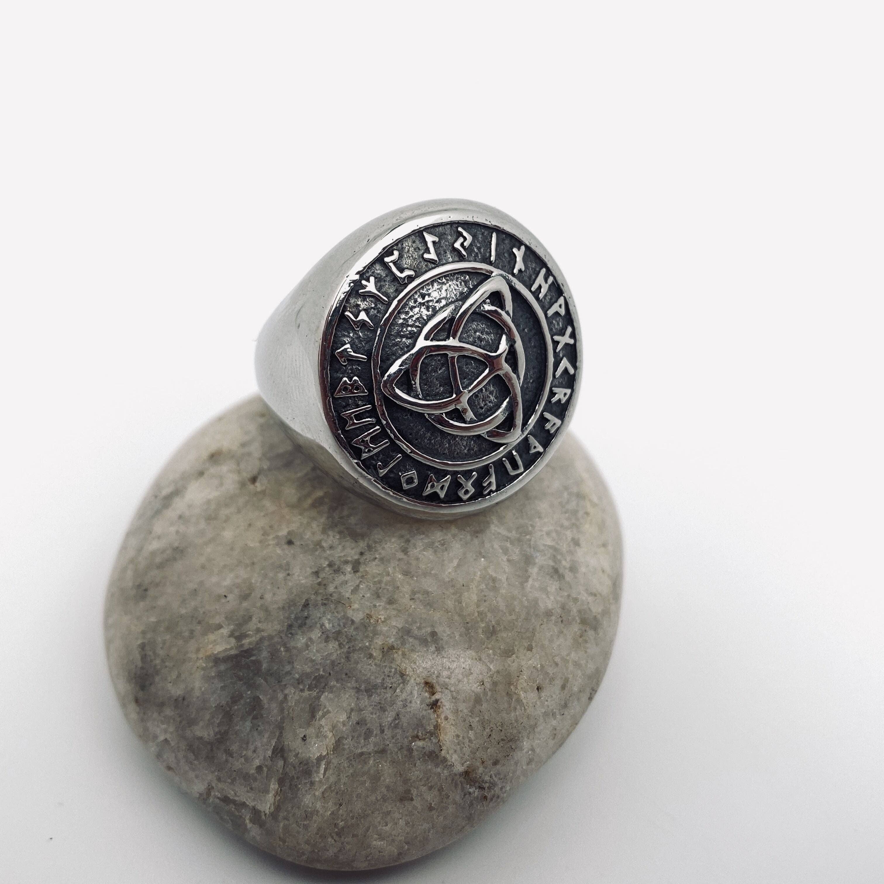 Mio Queena - Wholesale Jewelry - Men's - Celtic Knot Retro Viking Letter Stainless Steel Ring Gift2