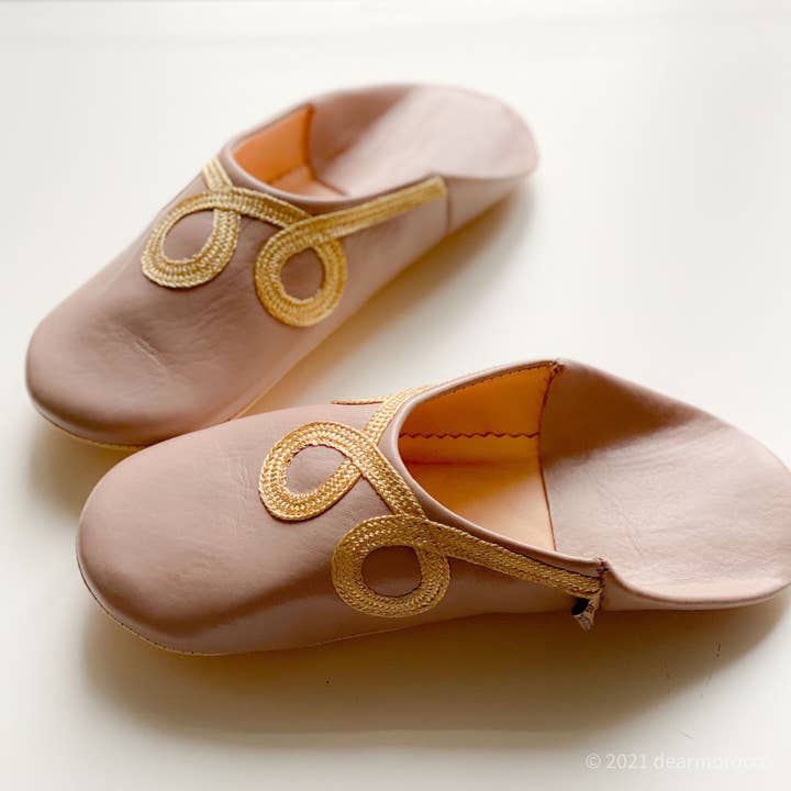 dear Morocco - Wholesale Slippers - Women's - Moroccan leather Slipper Babouche // Romi Nuss nuss