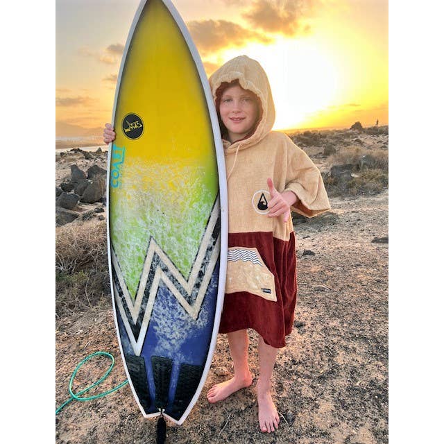 Inventsports Limited - Wholesale Retailer Sample - Unisex Apparel - Wave-Hawaii DUNAS Beach Poncho and changing Robe1