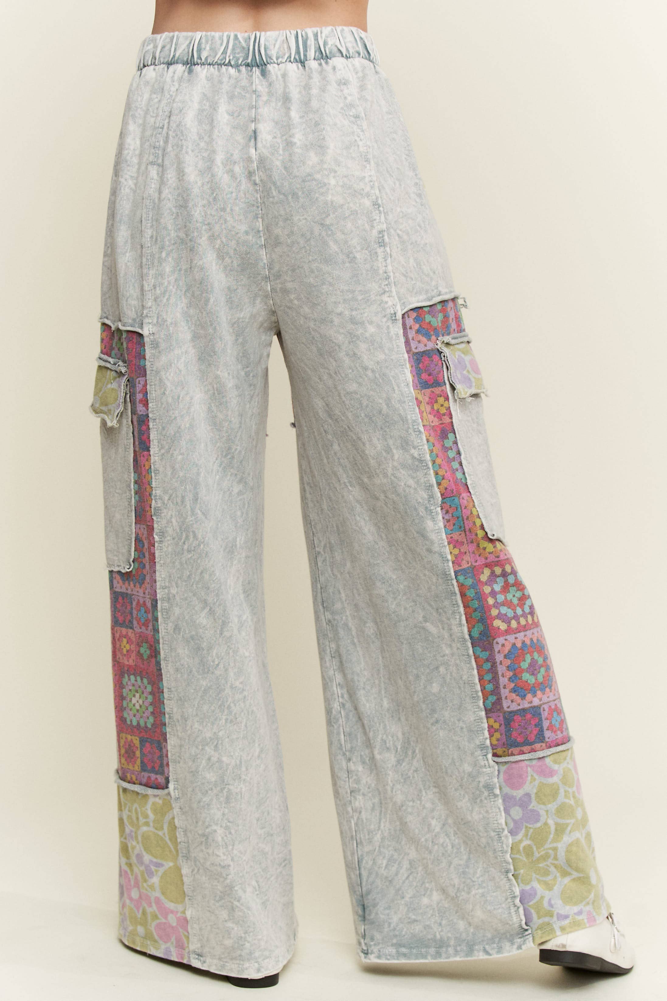 J.Her - Wholesale Pants - Women's - MineralWash Boho Crochet Floral Printed Pants HP575813