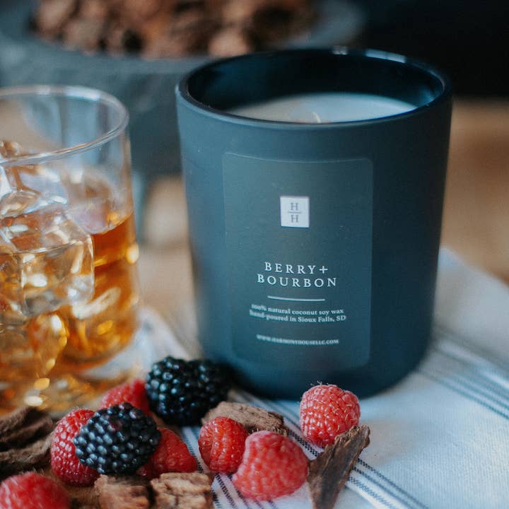 Berry + Bourbon - Bougie de soja à la noix de coco pour la vente par Harmony House