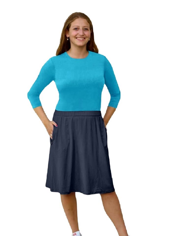 Saia-calção atlética modesta em linha A com calções até ao joelho - Pronta para natação e desporto por atacado de Kosher Casual