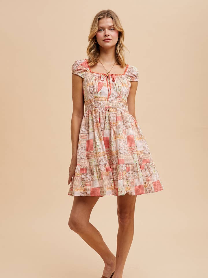 MINI-ROBE À IMPRIMÉ PATCHWORK pour la vente par In Loom