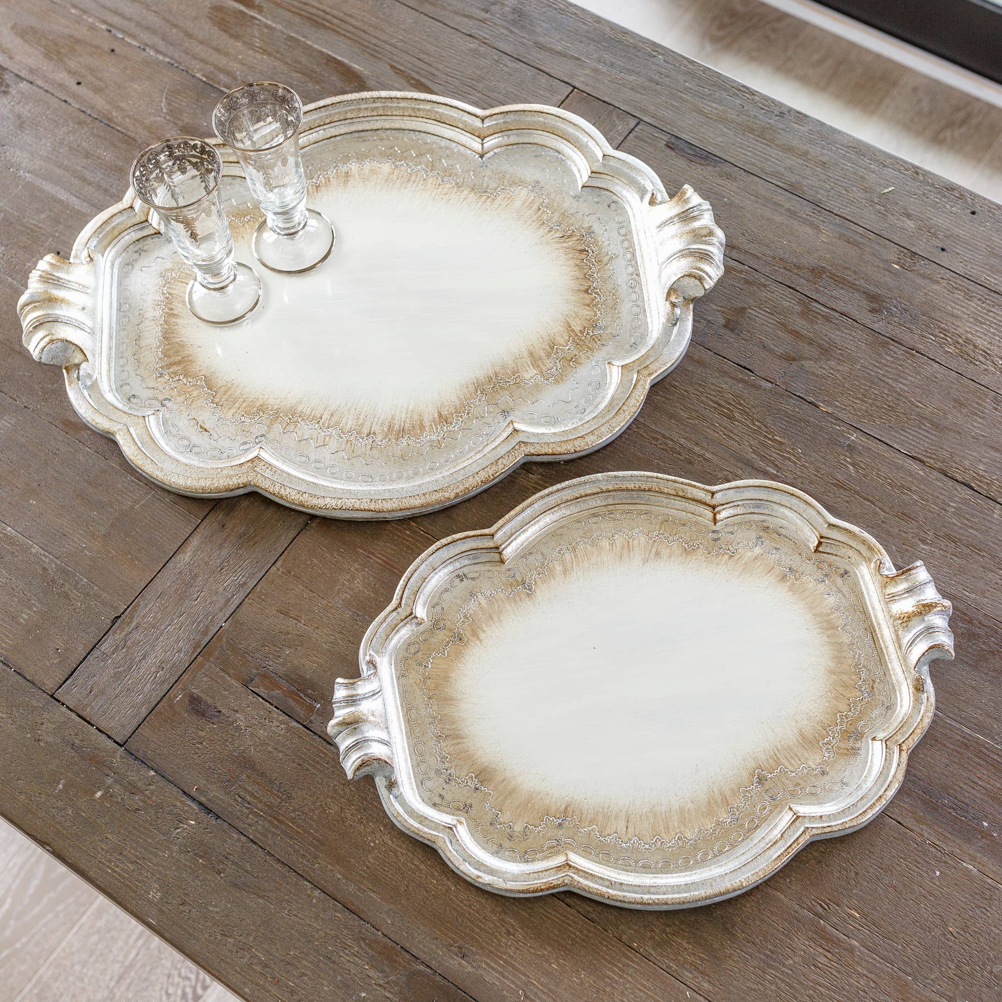 Arte Italica & Crown Linen Designs – wholesale Decorative tray – Antique Florentino Wooden Tray5