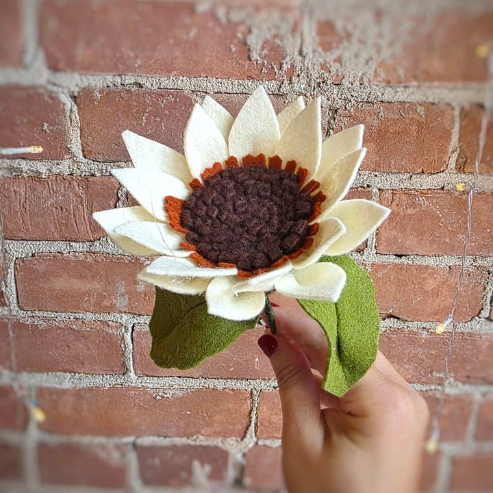 Madymae Felt Florals - Wholesale Artificial flowers - Felt Sunflower7