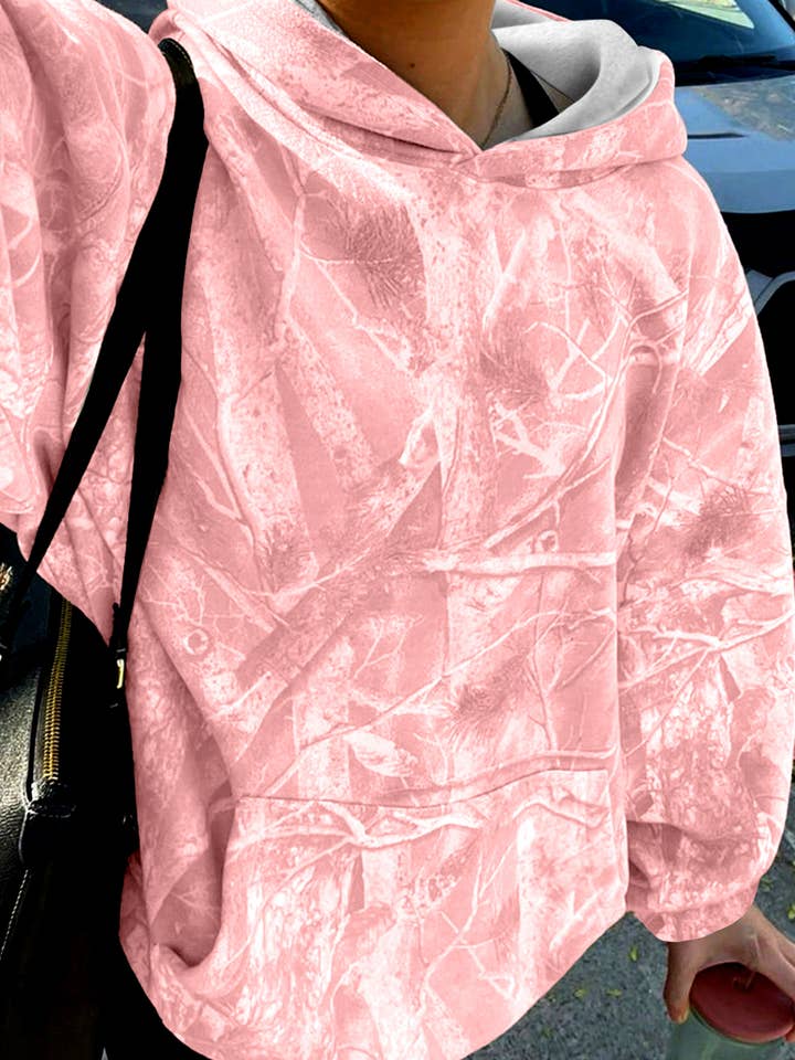 Sweat à capuche surdimensionné LDC Camouflage Pocket Maple pour la vente par Little Daisy Closet