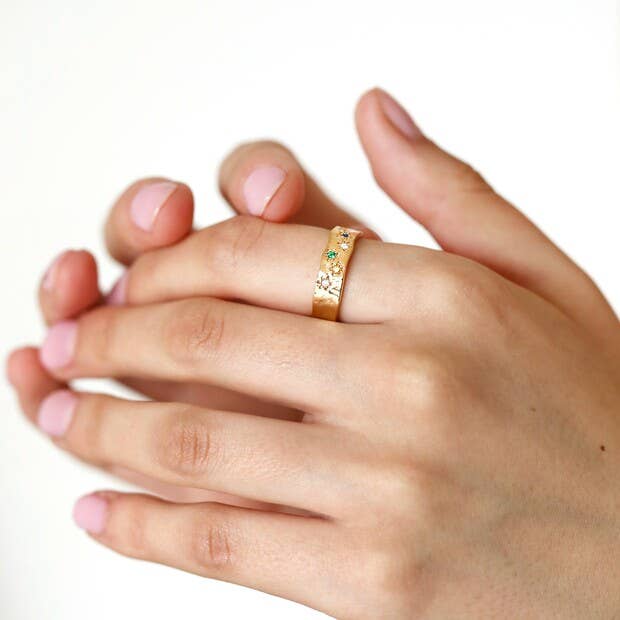 Lisa Angel - Wholesale Multi-Stone Ring - Multicoloured Crystal Daisy Band Ring in Gold3