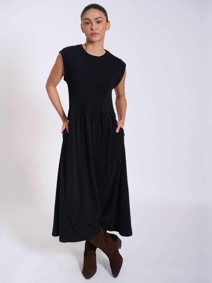 Preloved - Wholesale Dress - Women's - Maya Midi Dress4