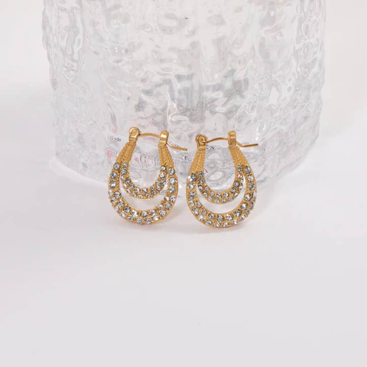 MeloMelo - Wholesale Hoop Earrings - Beth - Oval Double Crystal Pavé Hoop Earrings3