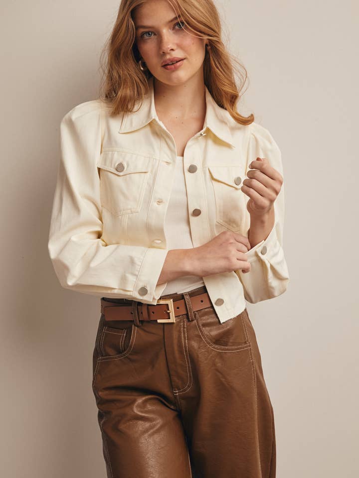 Casaco Curto de Sarja Leve com Mangas Bufantes FJ0012 por atacado de Forte