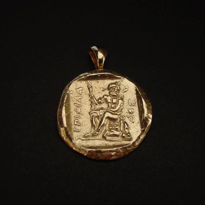 Hercules Heracles munthanger voor wholesale door Vis a Vis Jewelry