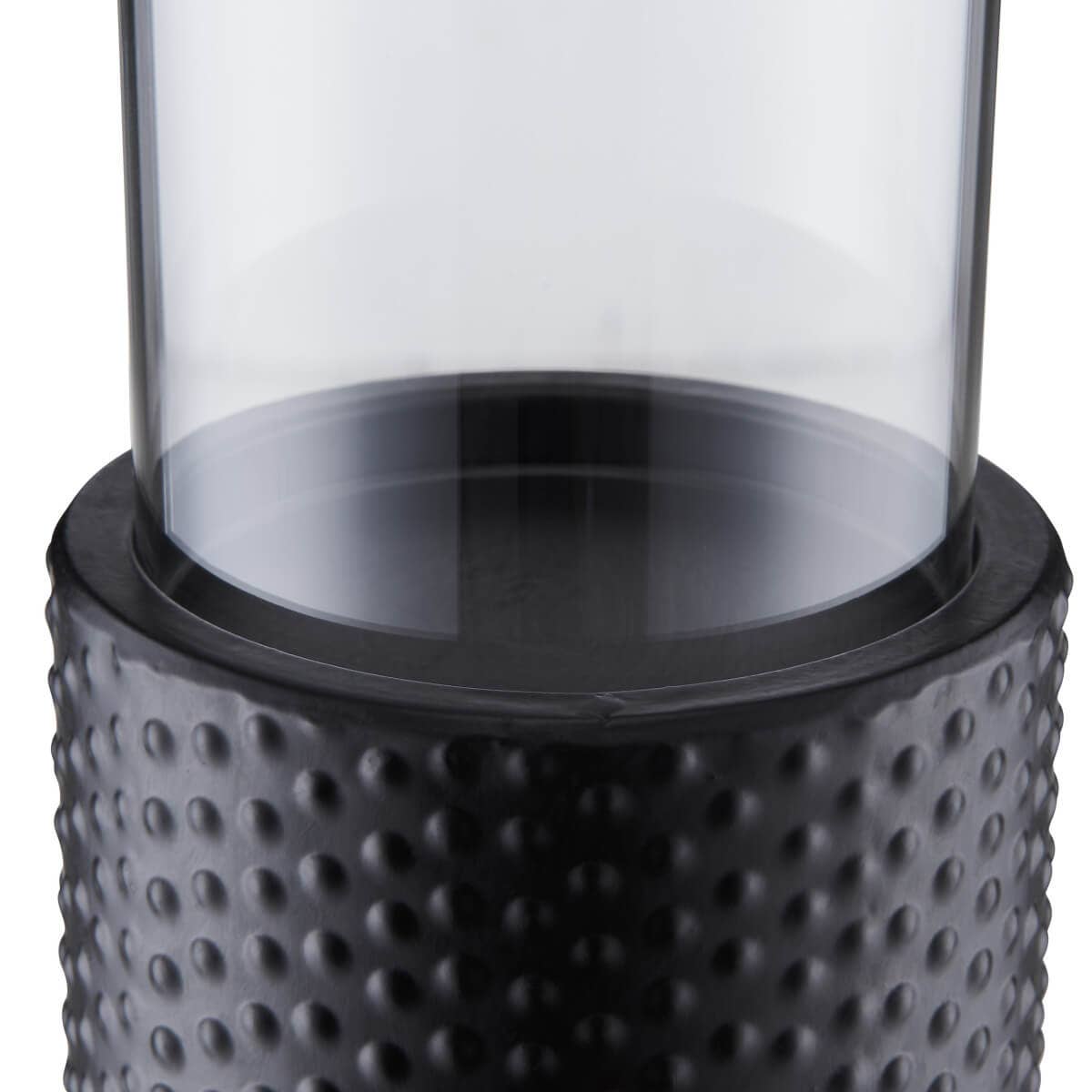 Danya B – Großhandel Kerzenhalter – Modernes Kerzenhalter-Set mit klaren Glas-Hurrikanen2