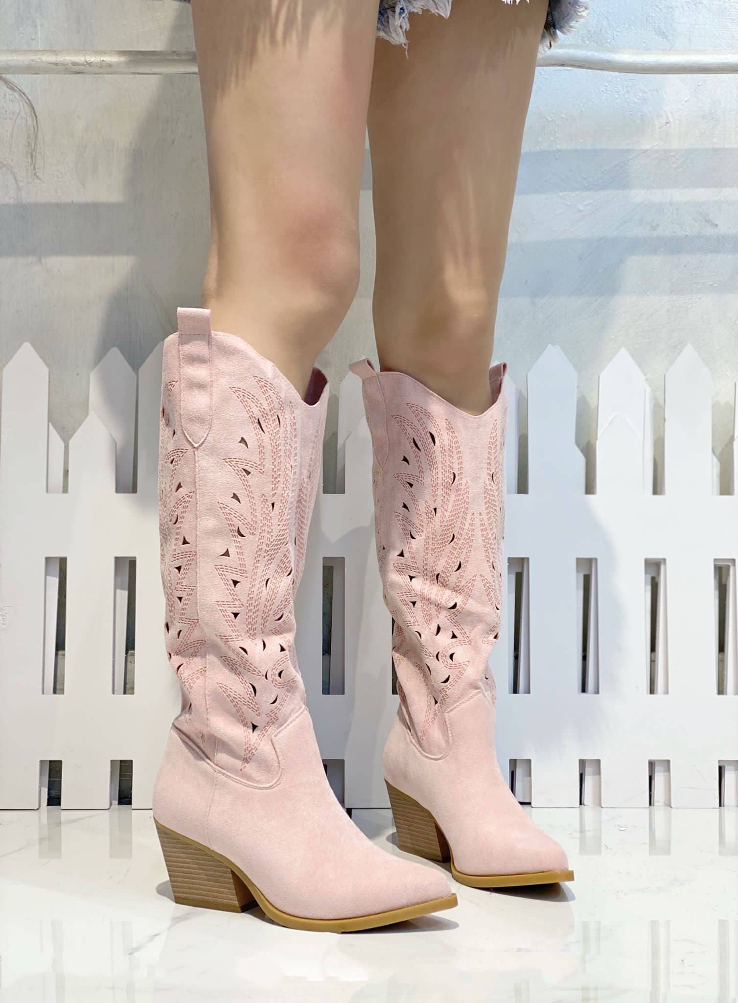 Vera Shop - Wholesale Cowboy Boots - Women's - PERFORATED LEG BOOT6