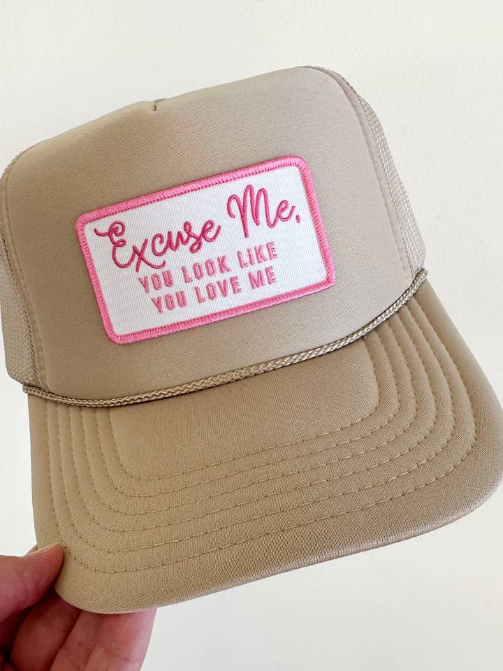 Undskyld mig, du ligner en, der elsker mig patch skum trucker kasket for engroshandel hos Social Statement