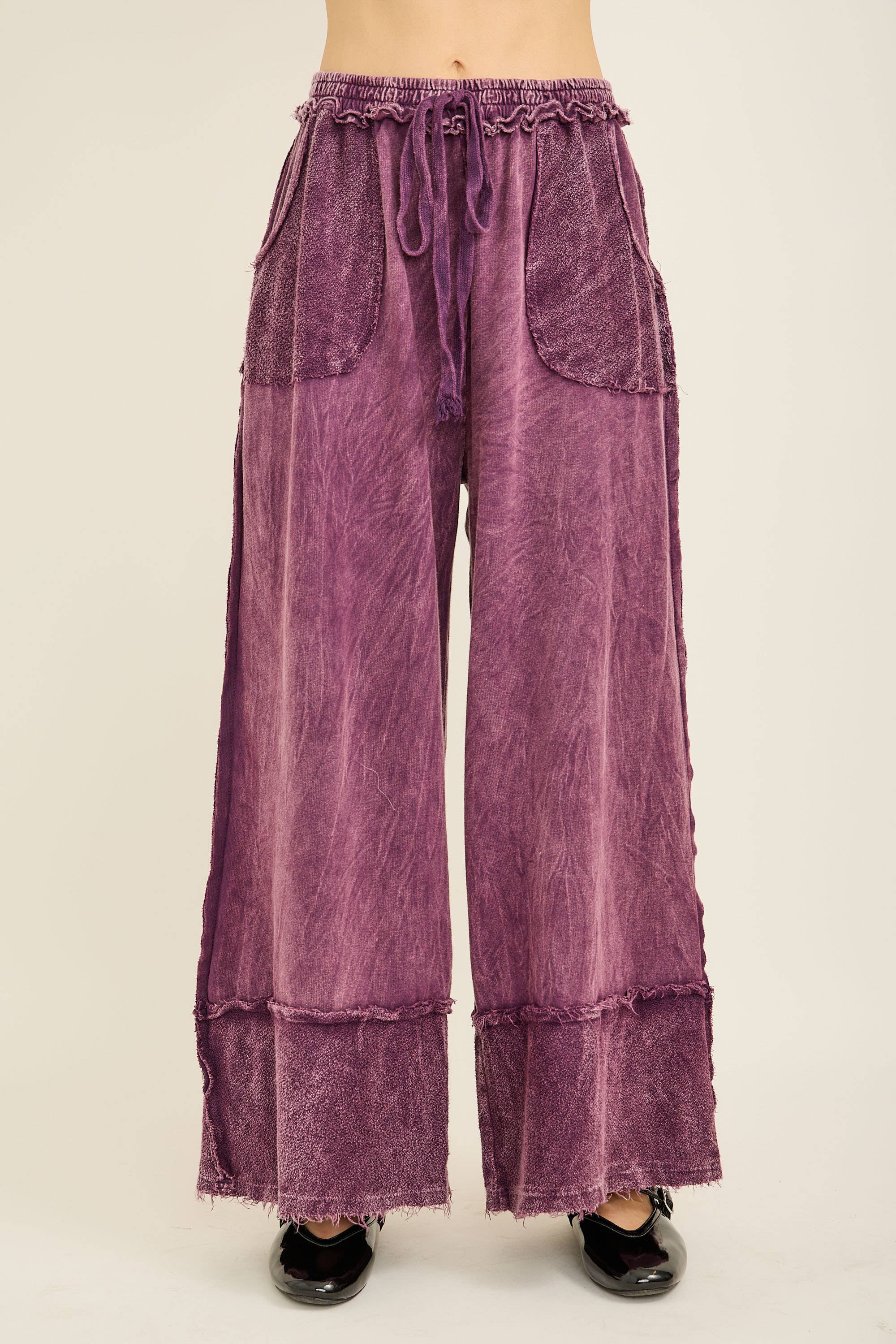 J.Her - Vente Pantalon – femme - Pantalon large MineralWash avec ourlet brut et détails effilochés HP55364