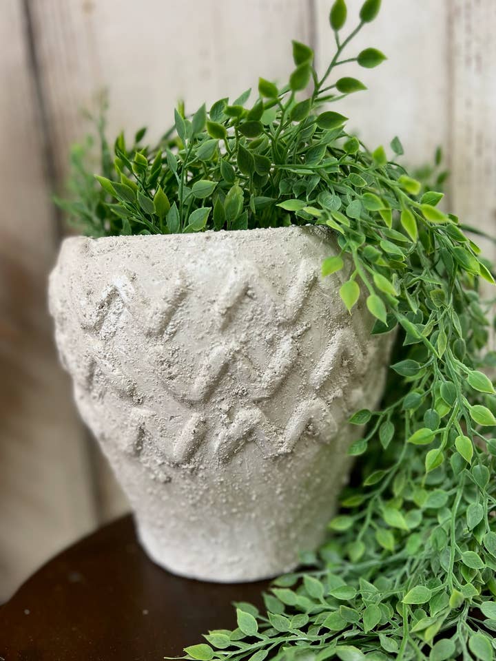 Checkered Vase 7x6.5in for wholesale by Wholesale Home Decor