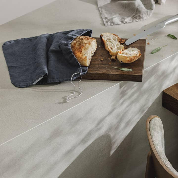 dodesign - Wholesale Food Storage Wrap/Bag - Bread keeping bag / Midnight / Large (30x40cm), 100% linen1