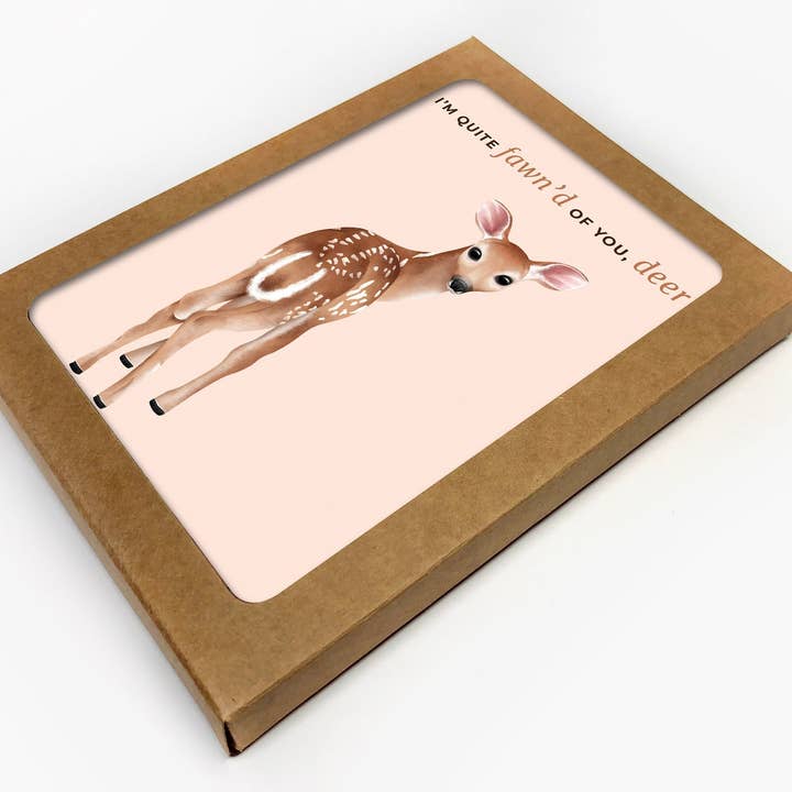 Jeg er ganske Fawn'd af dig ordspil kærlighed kort sæt af 10 for engroshandel hos RachIllustrate