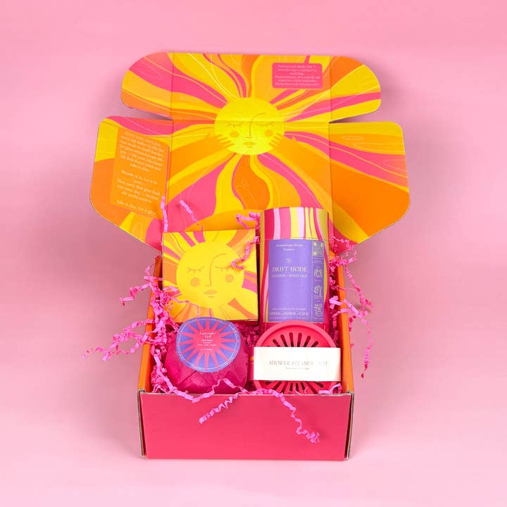 Lavender Spa Gift Box with Shower Steamers, Bath Bomb & Soap for wholesale by SloGlo