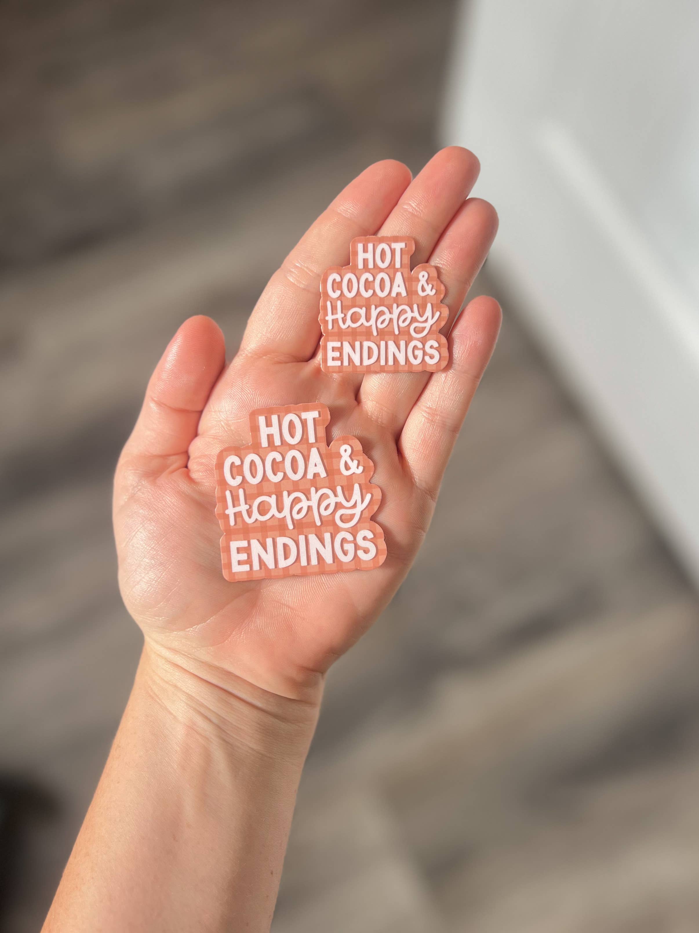 Little Turkey Shoppe - Vente Autocollant - Autocollant en vinyle Hot Cocoa and Happy Endings, Bookish Christmas0